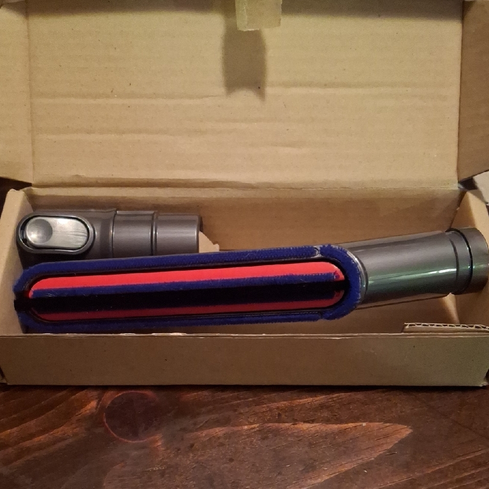 Dyson Vacuum Attachment - Blue and Red